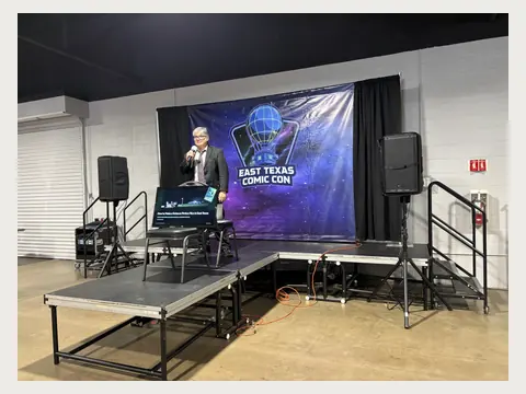 Herbert Midgley presenting at the East Texas Comic Convention.